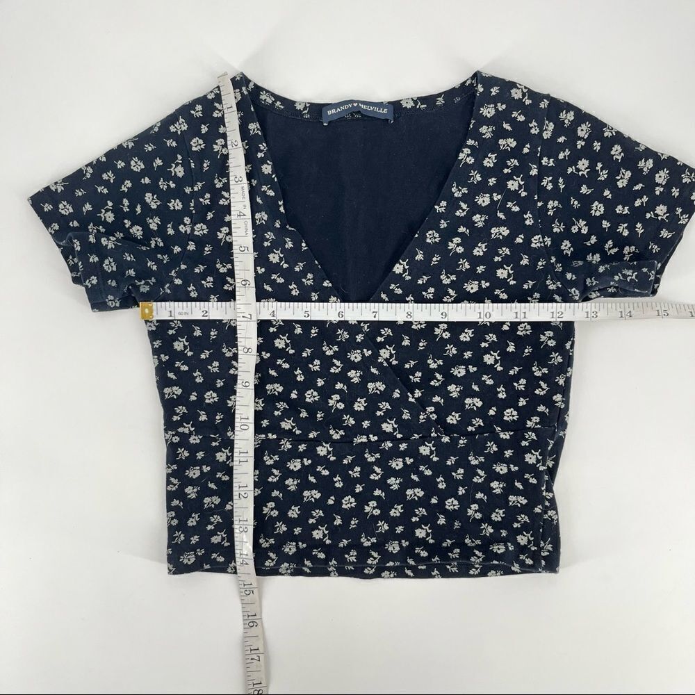 Brandy Melville Floral Amara‎ Crop Top OS Black Small medium - Picture 5 of 7